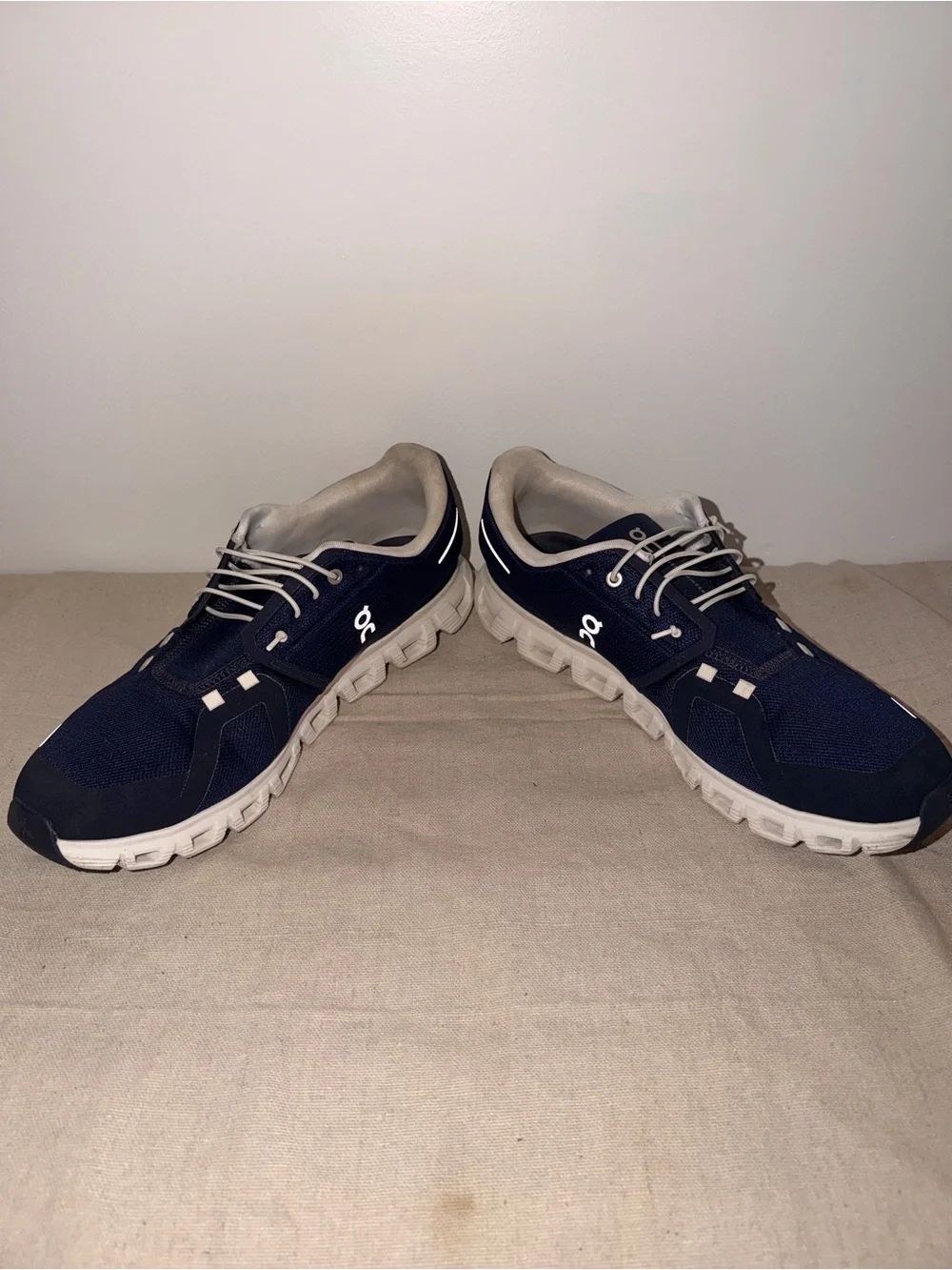 On Cloud Men's Sneakers Sz 13